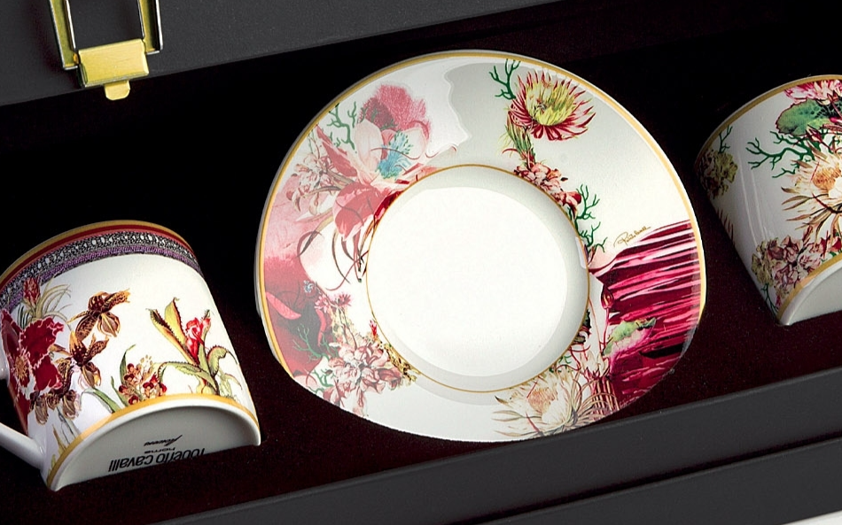 Flowers Set of 2 coffee cups and saucers