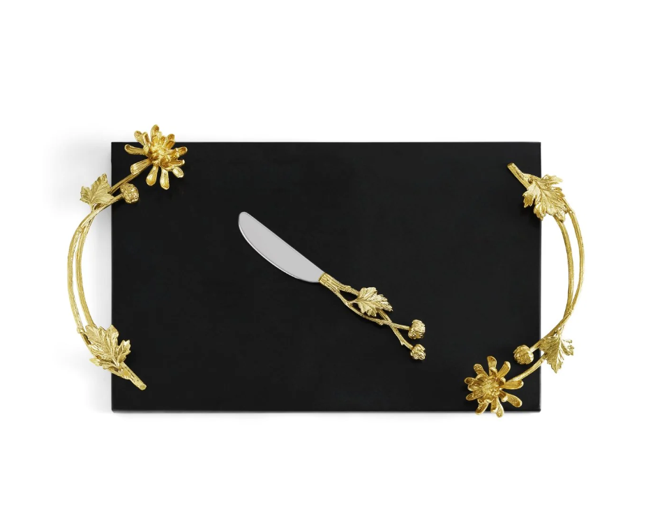 Dahlia Platou pentru cașcaval cu cuțit