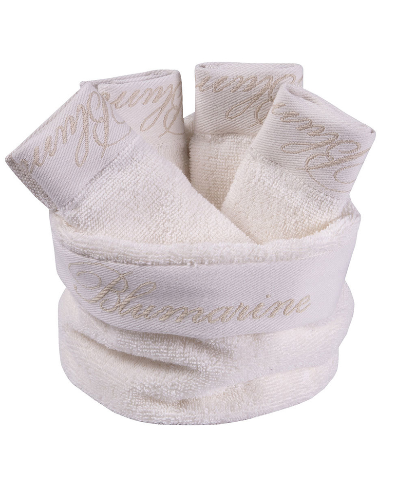 Полотенца Spa в корзинке