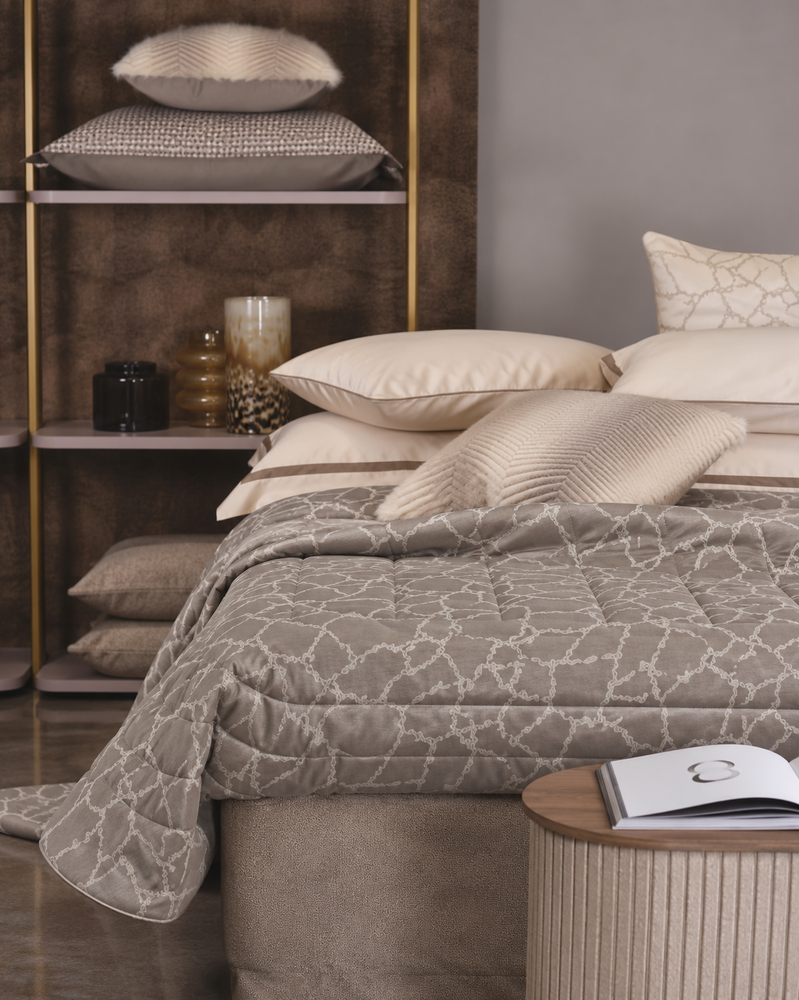 Grafica Bedspread 270X270 camoscio