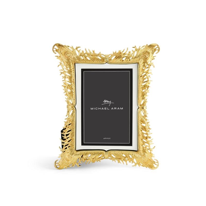 Plume Frame