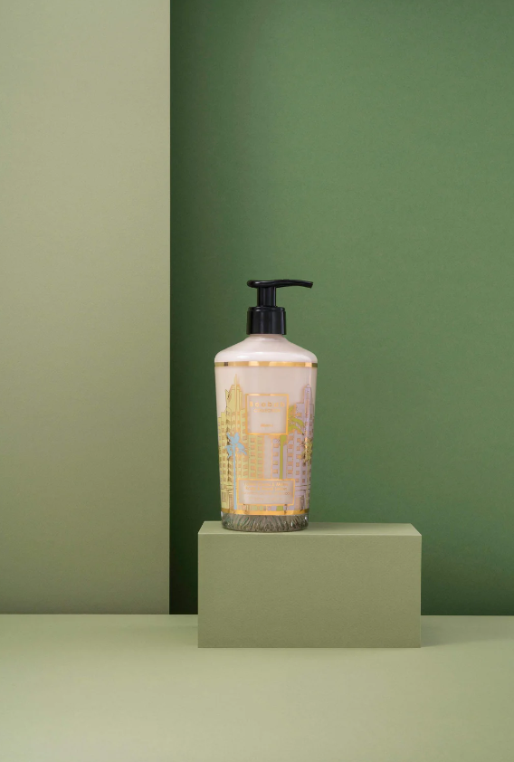 Loțiune de corp și mîini A Saint-Tropez 350 ml