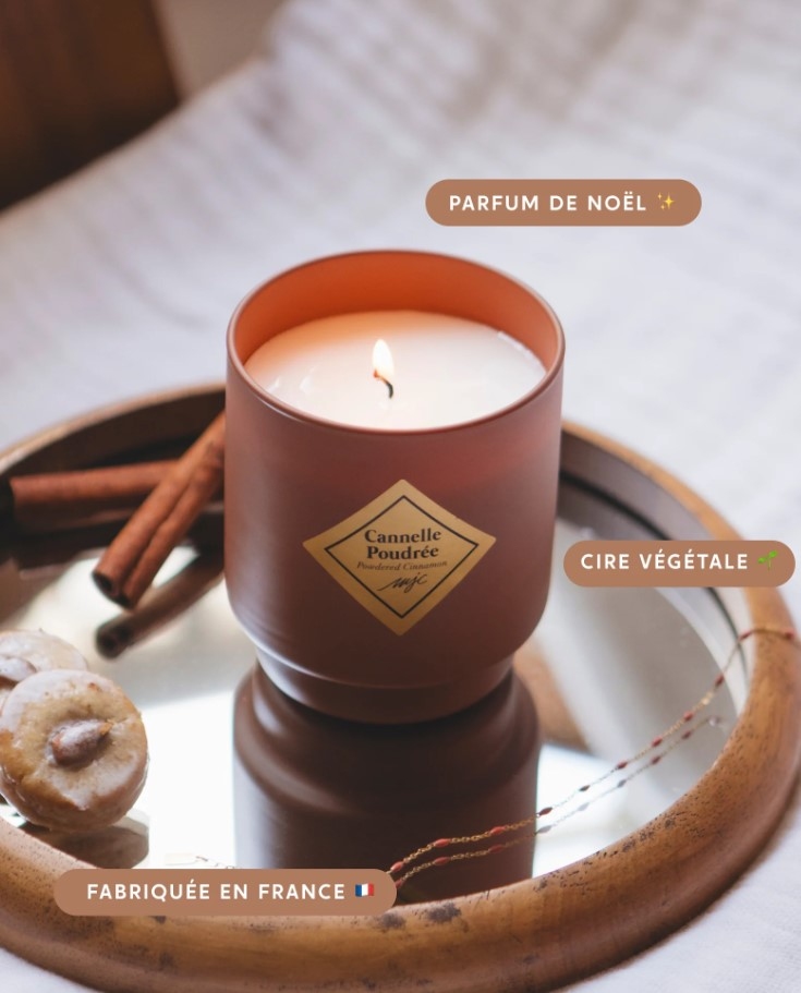 Lumînare parfumată Cannelle Poudrée Bracelet