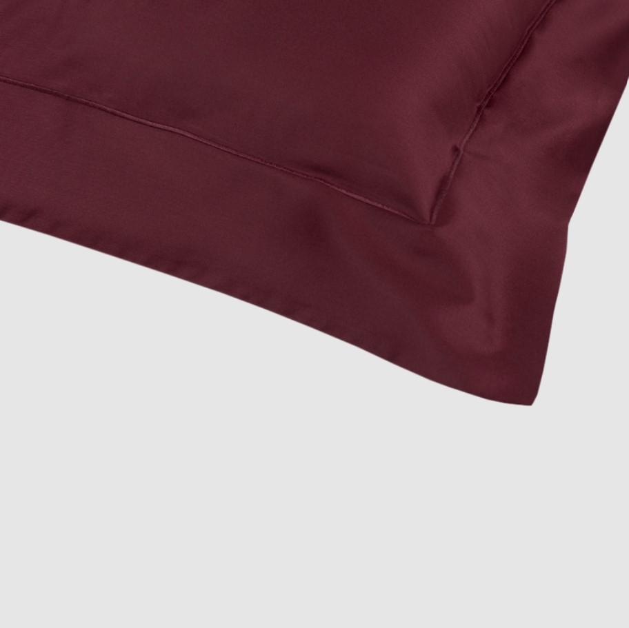Pilowcase Velasca 65X65 burgundy