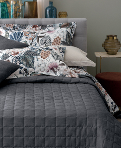 Покрывало Maximilian 180X270 Silver